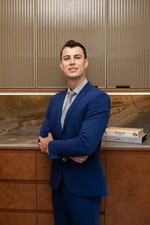 ThiagoSP_advogdo_joinville_retrato de perfil corporativo estudio fotografico linkedin redes sociais OAB'