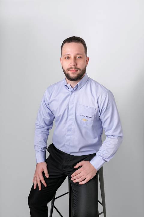 Eduardo Bisewski engenheiro Eng Mecanico retrato de Perfil corporativo linkedin instagram whatsapp site redes sociais estudio fotografia joinville GM'