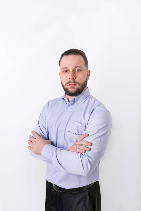 Eduardo Bisewski engenheiro Eng Mecanico retrato de Perfil corporativo linkedin instagram whatsapp site redes sociais estudio fotografia joinville GM'