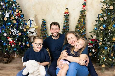 sessao ensaio natal estudio daisy evaristo fotografia sul joinville Alice Arthur Karina Diego 2023'