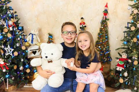 sessao ensaio natal estudio daisy evaristo fotografia sul joinville Alice Arthur Karina Diego 2023'