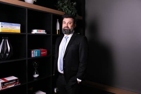 retrato perfil corporativo advogado 
 escritorio advocacia pacheco cunha OAB joinville fotografo'