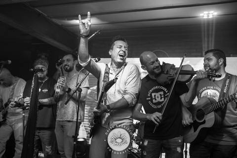 Geovani 50 anos Porao da Liga joinville banda brothers'