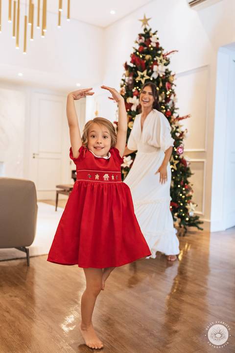 ensaio natal em casa familia ana samir carmel fotografo profissional joinville casamento aniversario fotografa estudio de fotografia'