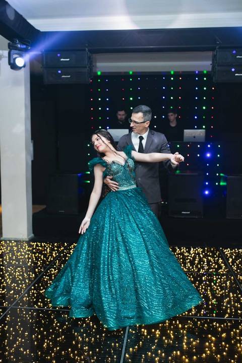 Ana cecilia 15 anos daisy deise deisy evaristo realeza fotografo profissional fotografa joinville valsa'