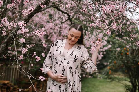 ensaio fotografico gestante florada cereija sakura externo daisy evaristo fotografia esperando benicio jenifer thiago'