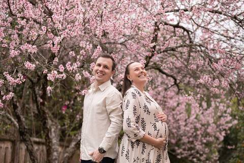 ensaio fotografico gestante florada cereija sakura externo daisy evaristo fotografia esperando benicio jenifer thiago'