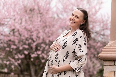 ensaio fotografico gestante florada cereija sakura externo daisy evaristo fotografia esperando benicio jenifer thiago'