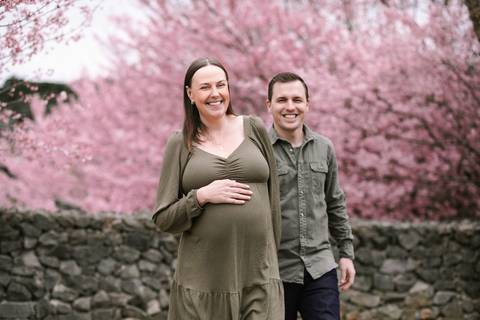 ensaio fotografico gestante florada cereija sakura externo daisy evaristo fotografia esperando benicio jenifer thiago'