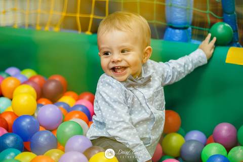 fotografo joinville gestante gravidez gravida ensaio foto aniversário festerê pety paio joao vitor pequeno principe decoração estudio deise evaristo daisy daysi vanessa sestrem ballman festa de aniversário casa de festa joinville'