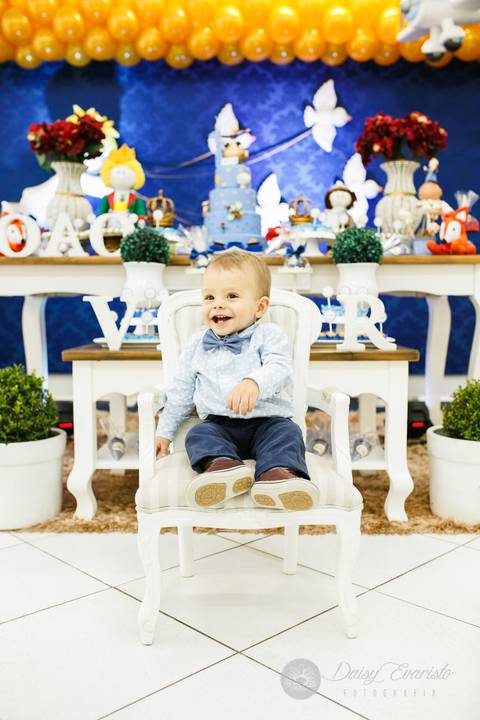 fotografo joinville gestante gravidez gravida ensaio foto aniversário festerê pety paio joao vitor pequeno principe decoração estudio deise evaristo daisy daysi vanessa sestrem ballman festa de aniversário casa de festa joinville'