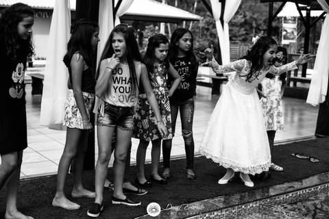 fotografo de aniversario casamento ensaio gravidez gravida gestante joinville Miguel Sofia Comunhao aventura rural piscina festa daisy evaristo deise'