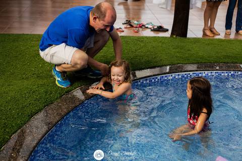 fotografo de aniversario casamento ensaio gravidez gravida gestante joinville Miguel Sofia Comunhao aventura rural piscina festa daisy evaristo deise'