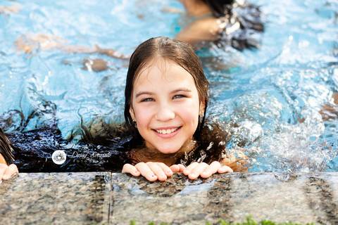 fotografo de aniversario casamento ensaio gravidez gravida gestante joinville Miguel Sofia Comunhao aventura rural piscina festa daisy evaristo deise'