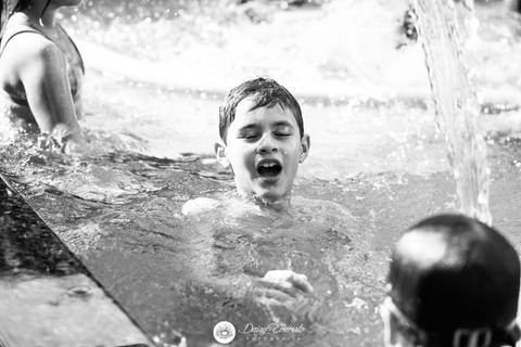 fotografo de aniversario casamento ensaio gravidez gravida gestante joinville Miguel Sofia Comunhao aventura rural piscina festa daisy evaristo deise'