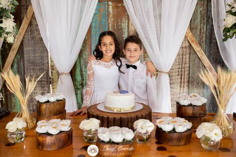 fotografo de aniversario casamento ensaio gravidez gravida gestante joinville Miguel Sofia Comunhao aventura rural piscina festa daisy evaristo deise primeira comunhão'