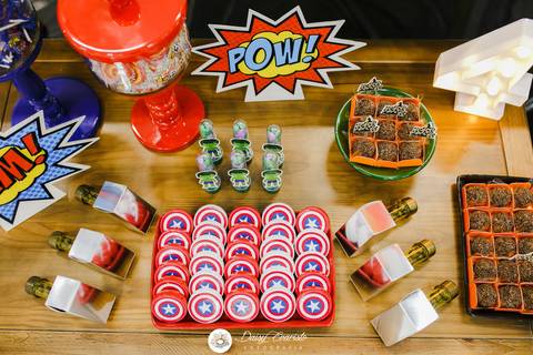 fotografo aniversario casamento ensaio gestante gravida gravidez estudio joinville festa capitao america festere festas fotografia decoração mulher maravilha'