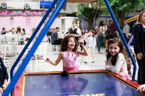 casa de festa joinville Decoração LOL pety paio festere patio venancio festa aniversario menina fotografo joinville gestante festa LOL algodao doce festas papelaria personalizados fotografo de casamento joinville'