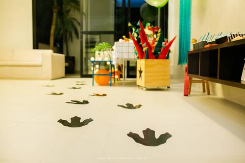 fotografo aniversario joinville festere pety paio casa de festa joinville fabrica de festas decoração dinossauros Caio 3 anos'