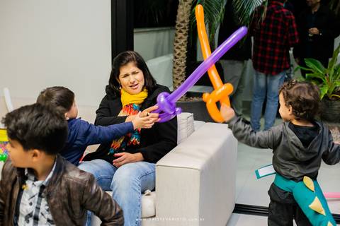 fotografo aniversario joinville festere pety paio casa de festa joinville fabrica de festas decoração dinossauros Caio 3 anos'