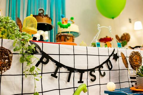 fotografo aniversario joinville festere pety paio casa de festa joinville fabrica de festas decoração dinossauros Caio 3 anos'