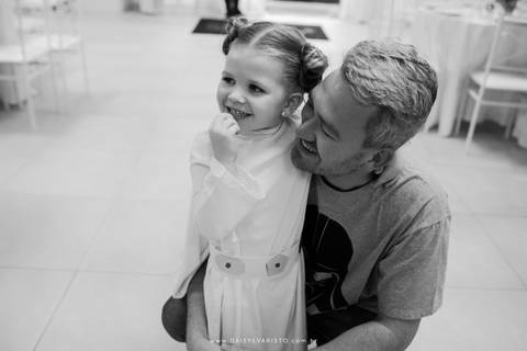 fotografo aniversario joinville festere pety paio casa de festa joinville fabrica de festas aquarela festas decoração brincanto festas star wars princesa leia Klara 5 anos'