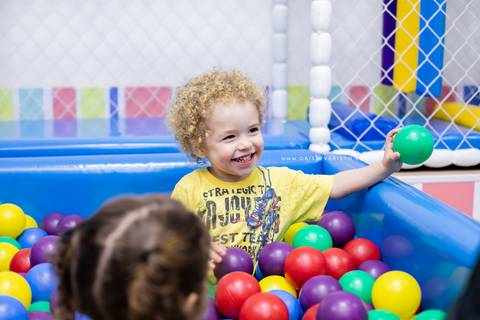 fotografo aniversario joinville festere pety paio casa de festa joinville fabrica de festas aquarela festas decoração brincanto festas star wars princesa leia Klara 5 anos'