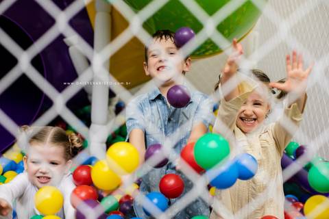 fotografo aniversario joinville festere pety paio casa de festa joinville fabrica de festas aquarela festas decoração brincanto festas star wars princesa leia Klara 5 anos'