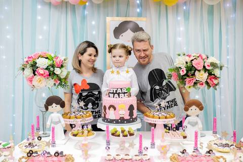 fotografo aniversario joinville festere pety paio casa de festa joinville fabrica de festas aquarela festas decoração brincanto festas star wars princesa leia Klara 5 anos'