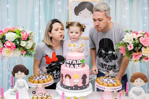fotografo aniversario joinville festere pety paio casa de festa joinville fabrica de festas aquarela festas decoração brincanto festas star wars princesa leia Klara 5 anos'