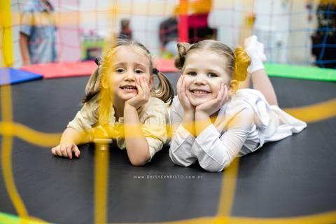 fotografo aniversario joinville festere pety paio casa de festa joinville fabrica de festas aquarela festas decoração brincanto festas star wars princesa leia Klara 5 anos'