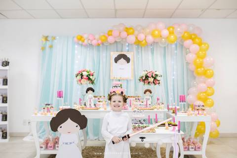 fotografo aniversario joinville festere pety paio casa de festa joinville fabrica de festas aquarela festas decoração brincanto festas star wars princesa leia Klara 5 anos'