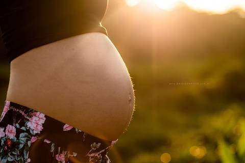 ensaio gestante joinville gravida maternidade esperando mae de menino fotografo joinville spaço mamae e bebe clinica ultrassom ensaio diferente ideia inspiração gestante fotos lindas gravida linda mae de menino revista babies'