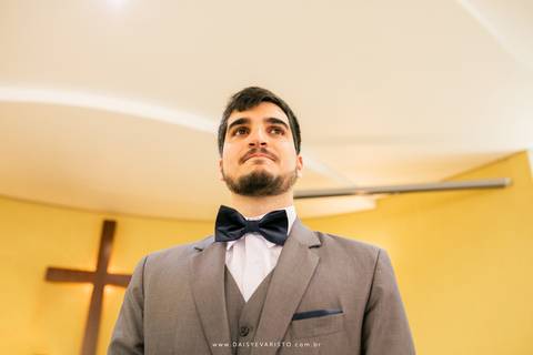 fotografo de casamento joinville sitio das bromelias salto II mini wedding noiva linda noivo lindo ilma socha agape olinda klug cerimonialista decoração Fran e Thiago Igreja Luterana Joinville Deise Deisy Daysi Daisy Evaristo Fotografa noivo emocionado'