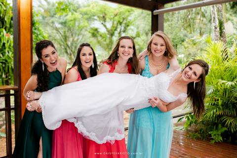 fotografo de casamento joinville sitio das bromelias salto II mini wedding noiva linda noivo lindo ilma socha agape olinda klug cerimonialista decoração Fran e Thiago Igreja Luterana Joinville Deise Deisy Daysi Daisy Evaristo Fotografa madrinhas'