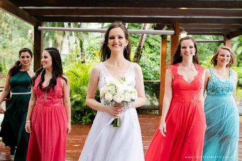 fotografo de casamento joinville sitio das bromelias salto II mini wedding noiva linda noivo lindo ilma socha agape olinda klug cerimonialista decoração Fran e Thiago Igreja Luterana Joinville Deise Deisy Daysi Daisy Evaristo Fotografa madrinhas'