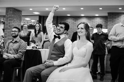 fotografo de casamento joinville sitio das bromelias salto II mini wedding noiva linda noivo lindo ilma socha agape olinda klug cerimonialista decoração Fran e Thiago Igreja Luterana Joinville Deise Deisy Daysi Daisy Evaristo Fotografa'