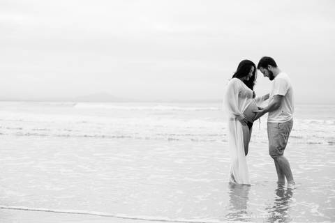 ensaio gestante gravidez na praia sao francisco do sul maternidade fotografo joinville ensaio em casa revista babies ensaio lindo deise evaristo fotografo profissional gravida linda'