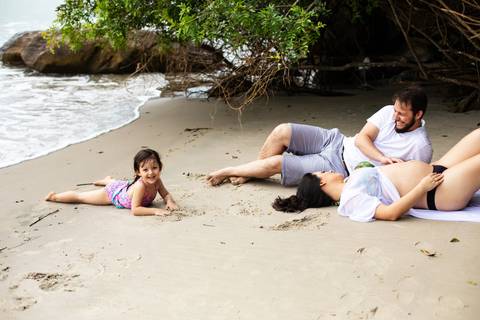 ensaio gestante gravidez na praia sao francisco do sul maternidade fotografo joinville ensaio em casa revista babies ensaio lindo deise evaristo fotografo profissional gravida linda'
