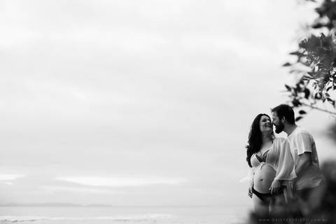 ensaio gestante gravidez na praia sao francisco do sul maternidade fotografo joinville ensaio em casa revista babies ensaio lindo deise evaristo fotografo profissional gravida linda'