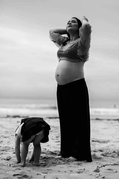 ensaio gestante gravidez na praia sao francisco do sul maternidade fotografo joinville ensaio em casa revista babies ensaio lindo deise evaristo fotografo profissional gravida linda'