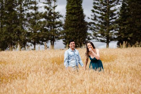 fotografo casamento ensaio gestante gravidez pre casamento noivos joinville campo alegre tais e kennedy balão campo trigo ensaio lindo campo alegre felicidade mini wedding'