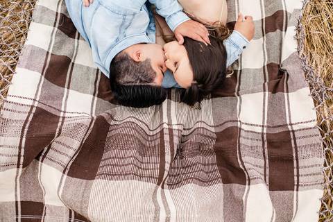 fotografo casamento ensaio gestante gravidez pre casamento noivos joinville campo alegre tais e kennedy balão campo trigo ensaio lindo campo alegre felicidade mini wedding'