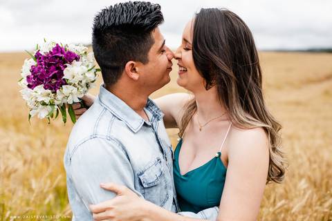 fotografo casamento ensaio gestante gravidez pre casamento noivos joinville campo alegre tais e kennedy balão campo trigo ensaio lindo campo alegre felicidade mini wedding'