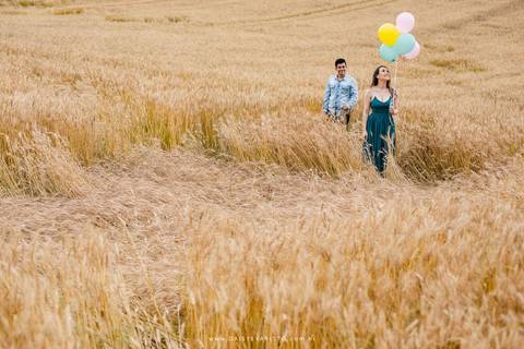 fotografo casamento ensaio gestante gravidez pre casamento noivos joinville campo alegre tais e kennedy balão campo trigo ensaio lindo campo alegre felicidade mini wedding'