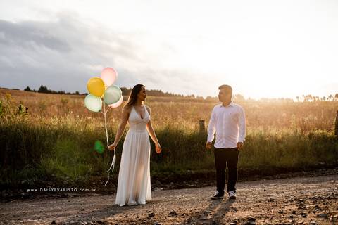 fotografo casamento ensaio gestante gravidez pre casamento noivos joinville campo alegre tais e kennedy balão campo trigo ensaio lindo campo alegre felicidade mini wedding'