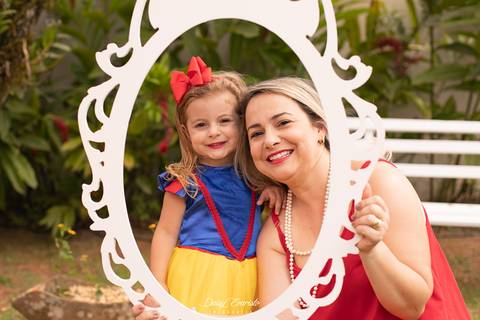 fotografo aniversario joinville festere pety paio casa de festa DIY joinville fabrica de festas aquarela festas decoração brincanto festas Malu 4 anos branca de neve'