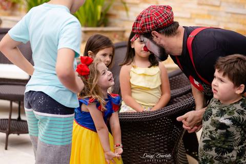 fotografo aniversario joinville festere pety paio casa de festa DIY joinville fabrica de festas aquarela festas decoração brincanto festas Malu 4 anos branca de neve'