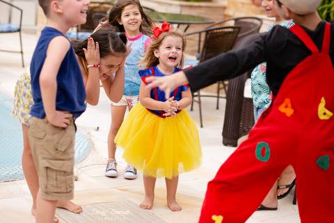 fotografo aniversario joinville festere pety paio casa de festa DIY joinville fabrica de festas aquarela festas decoração brincanto festas Malu 4 anos branca de neve'