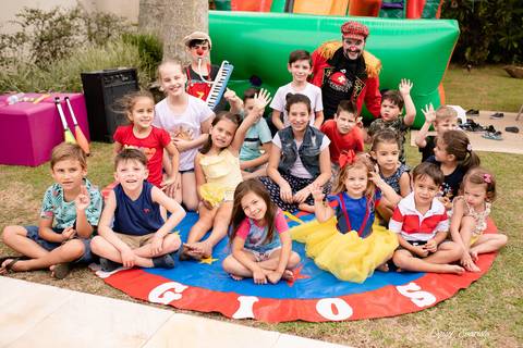 fotografo aniversario joinville festere pety paio casa de festa DIY joinville fabrica de festas aquarela festas decoração brincanto festas Malu 4 anos branca de neve'